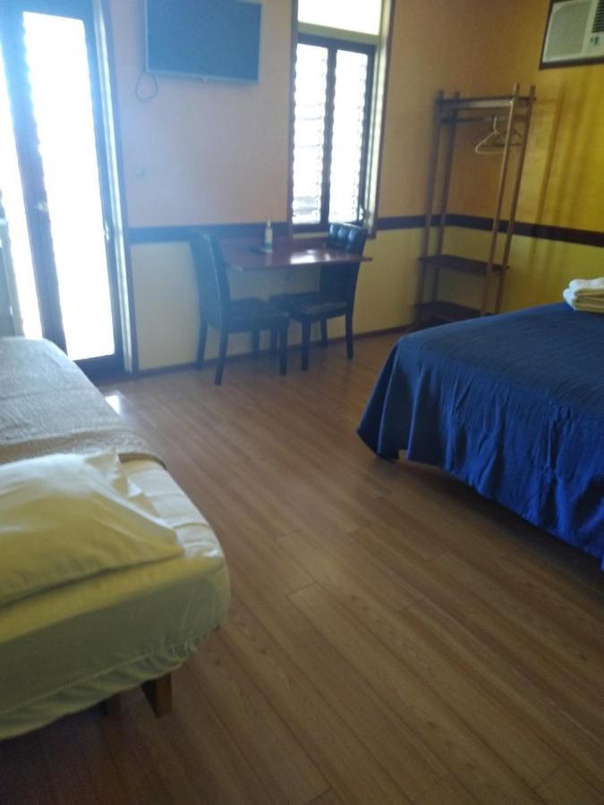 The Lighthouse At Casa Max Hotell Bocas del Toro Exteriör bild