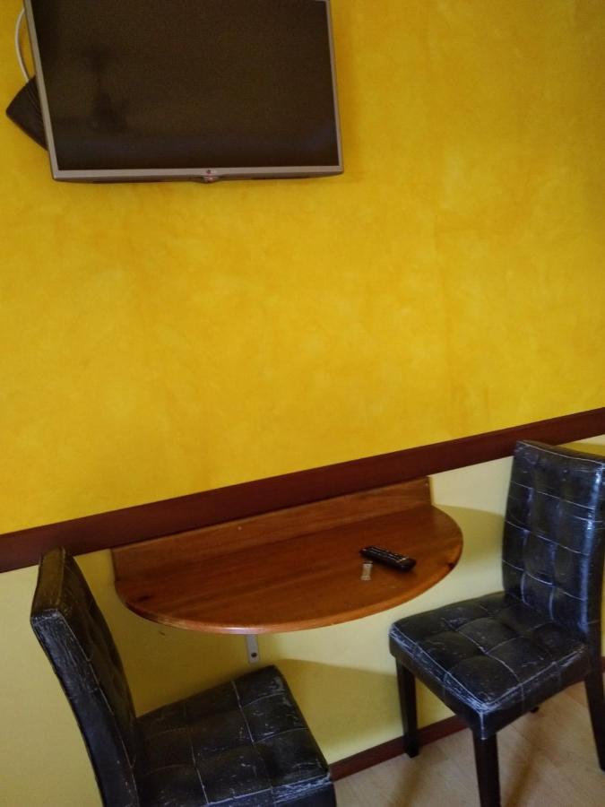 The Lighthouse At Casa Max Hotell Bocas del Toro Exteriör bild