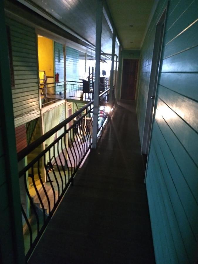 The Lighthouse At Casa Max Hotell Bocas del Toro Exteriör bild
